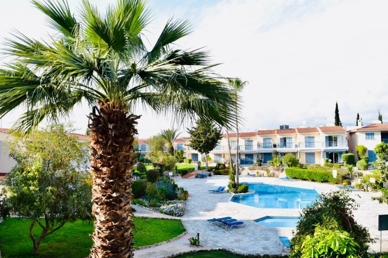 Paradise Gardens Mediterranean Home Paphos Exterior photo