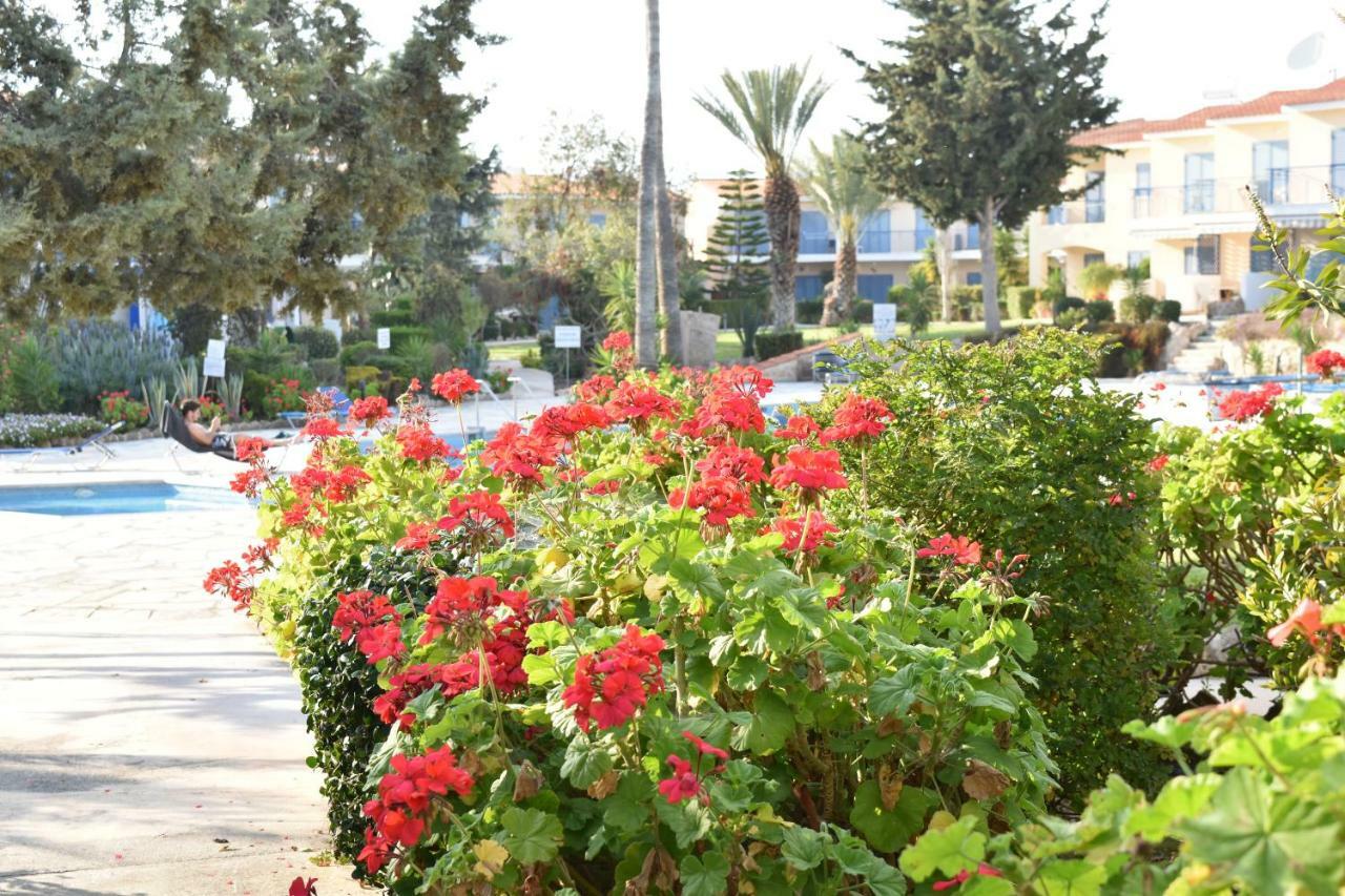 Paradise Gardens Mediterranean Home Paphos Exterior photo